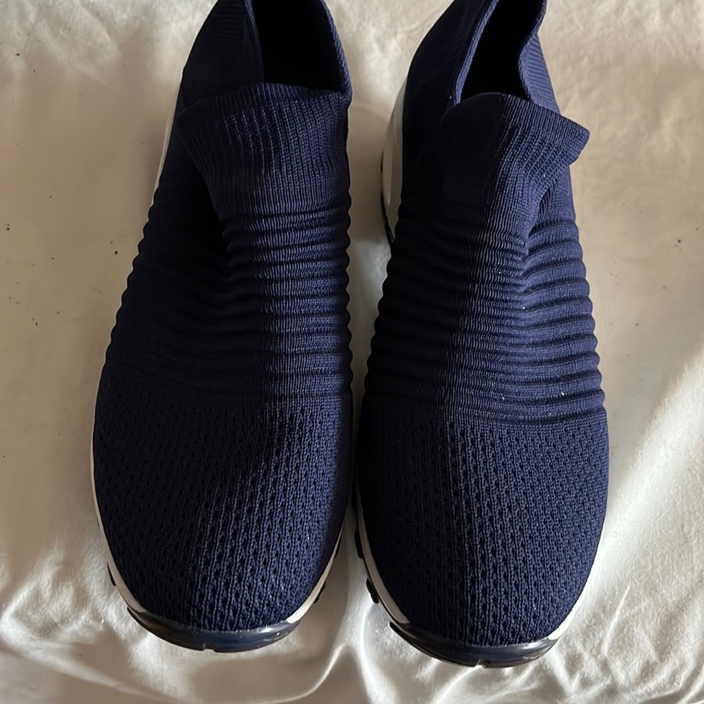 Mountain Warehouse sneakers